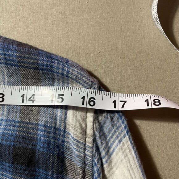 American Eagle Button-down Flannel Plaid - White/Blue S - Picture 7 of 9